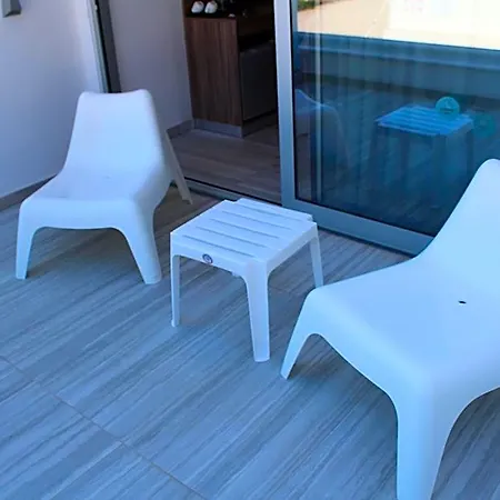 Fedrania Gardens فندق